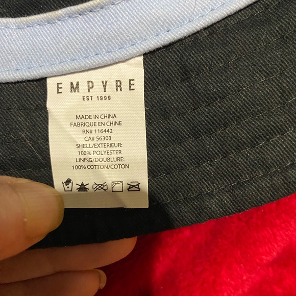 Adult Reversible Bucket Hat Wore Once Perfect Condition Same day shipping CUTE - Picture 9 of 11